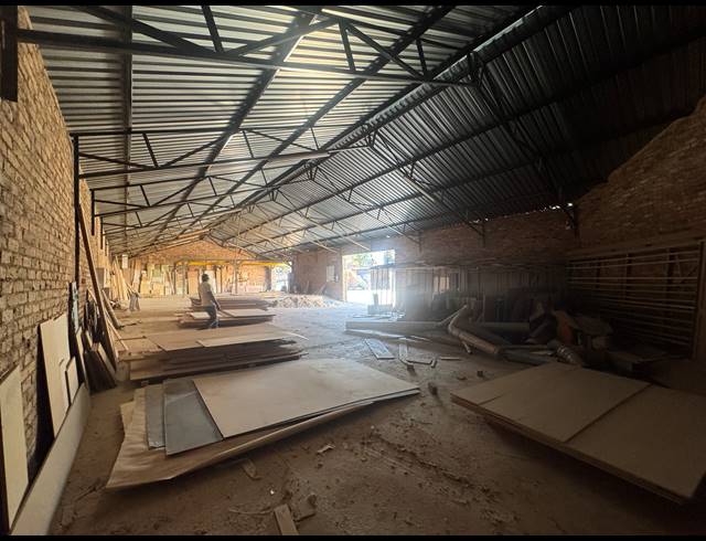 2,800M² WAREHOUSE TO LET IN KEW INDUSTRIAL